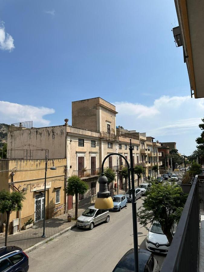 Filangeri 116 Villa Santa Flavia Eksteriør billede